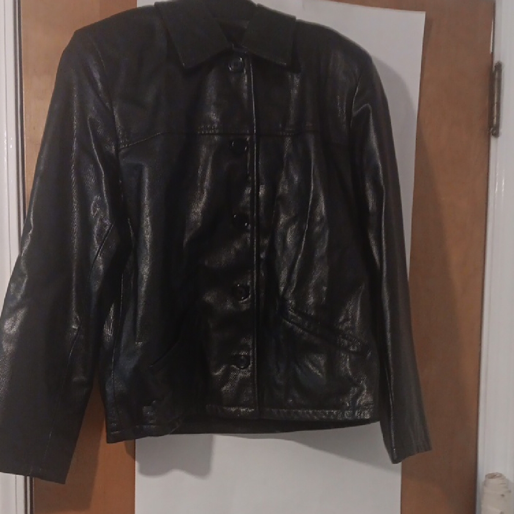 Stylish Black Leather Jacket for Women